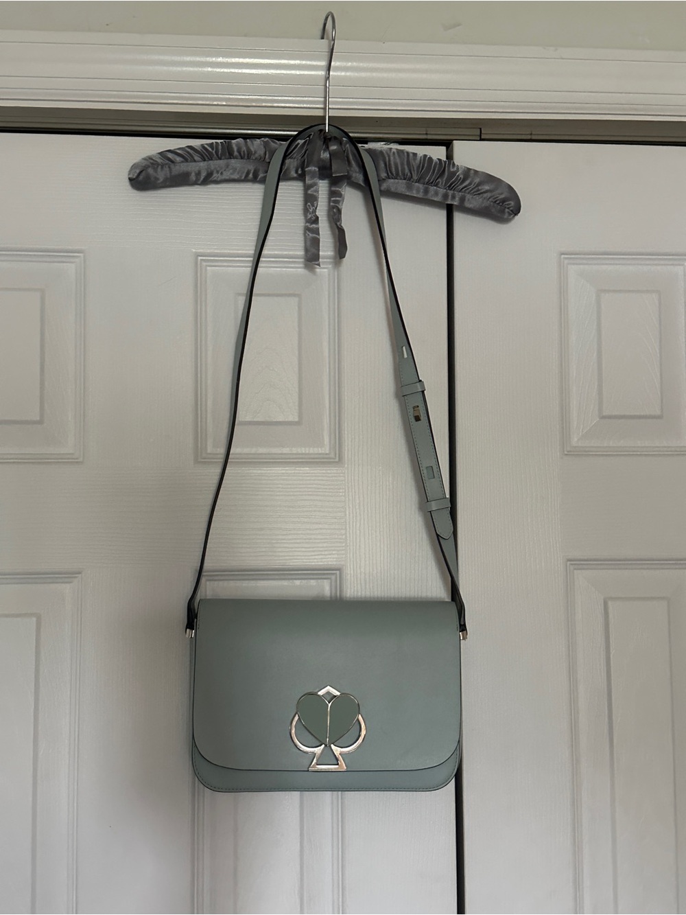 Kate Spade Nicola Twistlock crossbody in mint - Picture 2 of 11